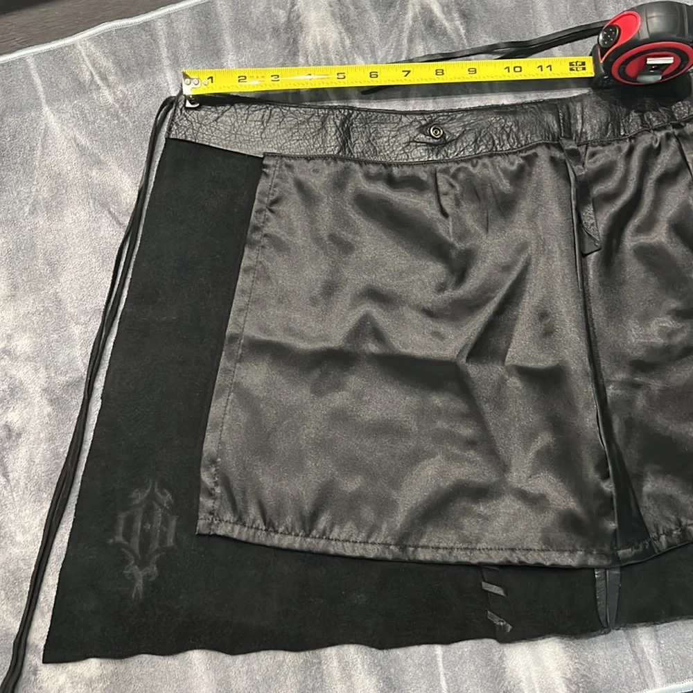 Harley Davidson Leather Skirt - Picture 4 of 9